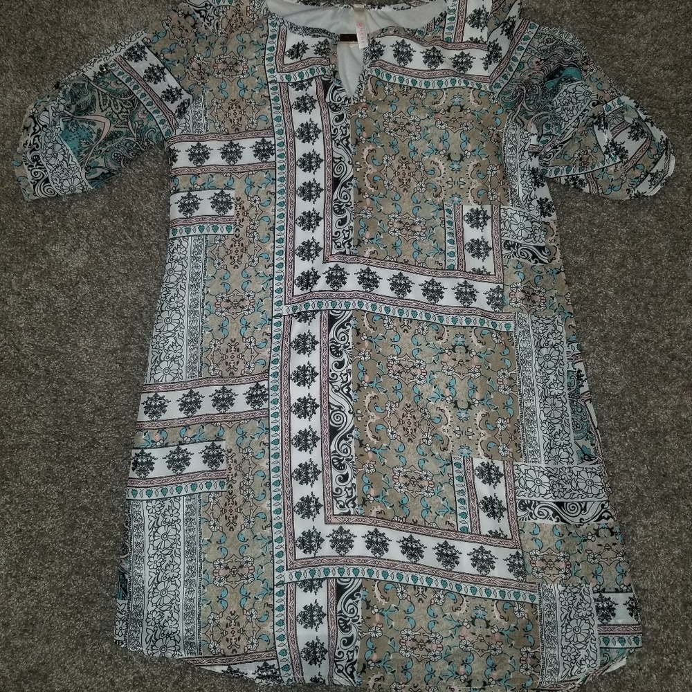 Dress - Picture 4 of 4